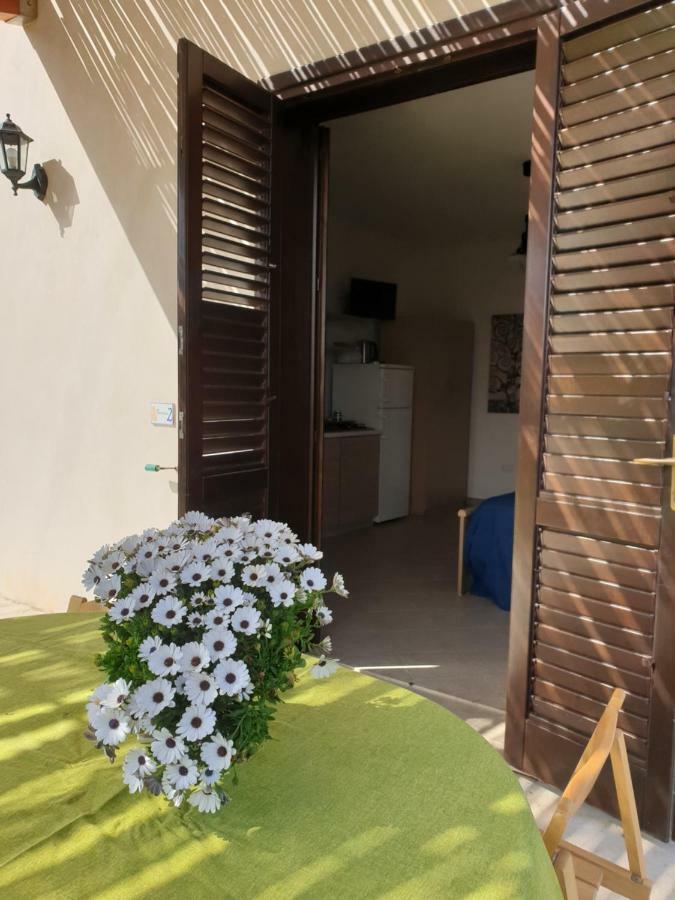 Hostal Trenasse Marsala Exterior foto